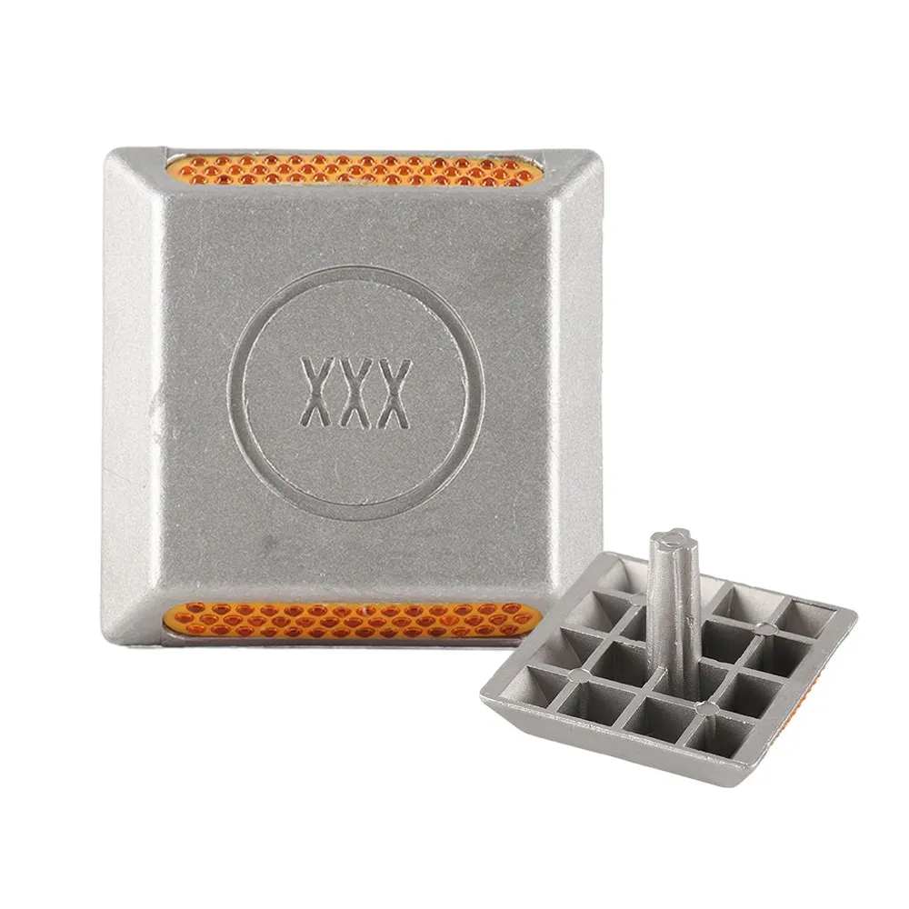 43 颗玻璃珠铝制路钉 | 凸起路面标记 | 猫眼反光片